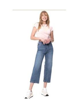 Judy Blue Light  High-Rise Cropped Wide-Leg Jeans. Size 31